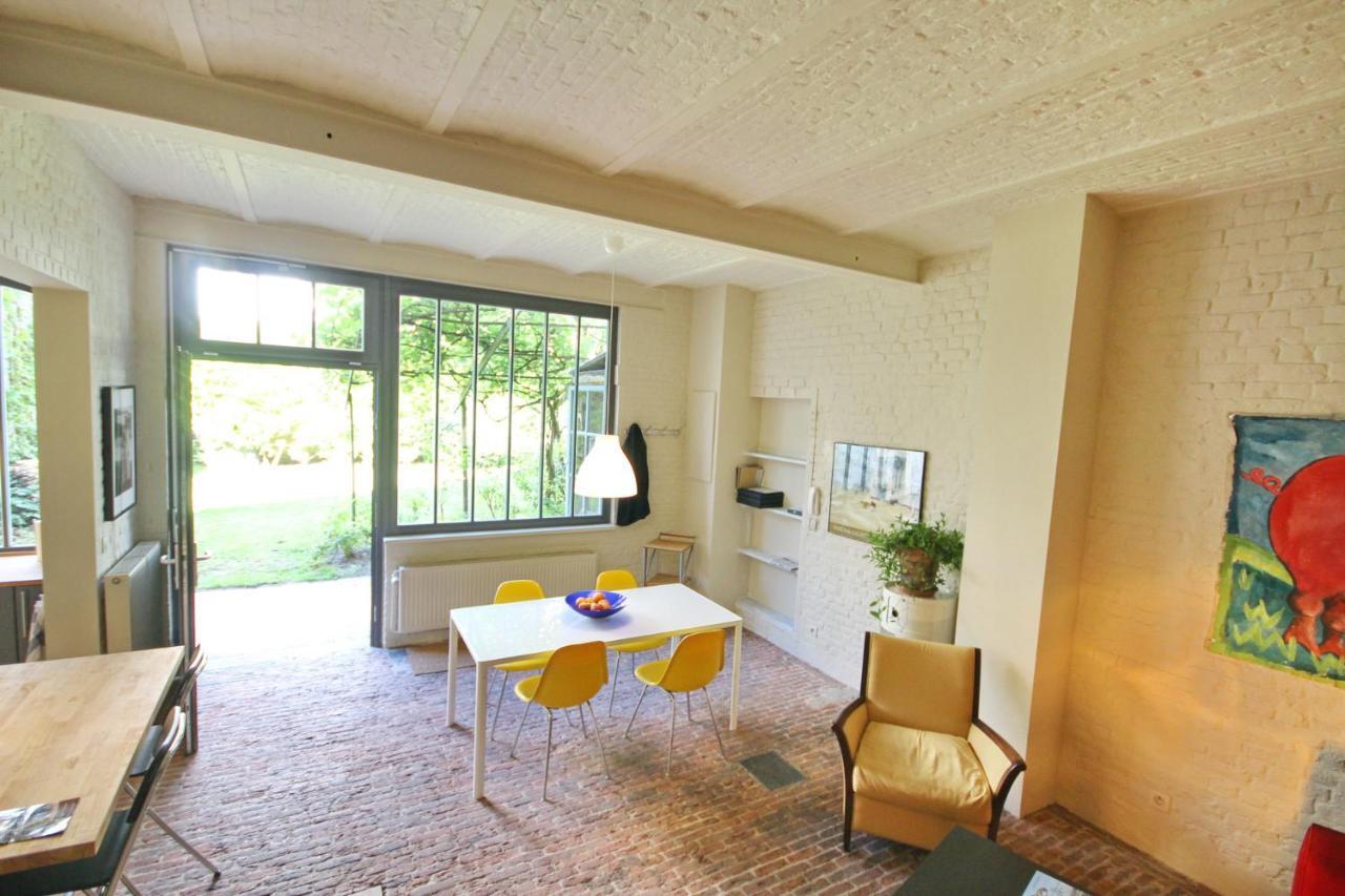 La Maison Du Fond Du Jardin Ixelles Esterno foto